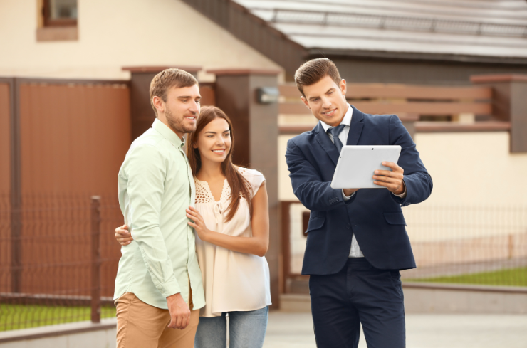 How to Choose the Best Real Estate Agent to Sell Your Property Quickly